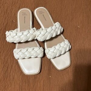 Time and Tru Women's Off White Braided Sandals